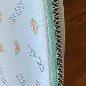 Rae Dunn Cosmetic Bag🌈